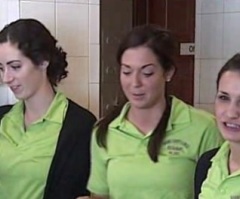 New 'Tips for Jesus' Trend? Woman Gives Waitresses $15K, Tells Them 'God Sent Me Here to Help You'