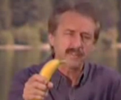 Creationist Presents the Banana as 'The Atheist's Nightmare' to Prove Intelligent Design (VIDEO)