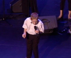 Blind, Autistic Boy Sings 'Open the Eyes of My Heart' in Stunning Moment of Worship (VIDEO)