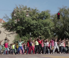 Surprise Gospel Flash Mob Stops Traffic Singing 'Every Praise is to Our God' (VIDEO)