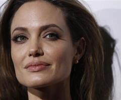 Angelina Jolie in Tears While Campaigning Against War Rape in Bosnia (VIDEO)