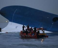 Captain of Sunken South Korean Ferry Arrested as 273 Students Remain Missing