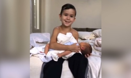 Boy Sings the Sweetest Lullaby to His Newborn Baby Brother (VIDEO)