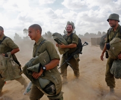 Israel Declares 7-Hour Truce in Gaza; Withdraws Most Troops