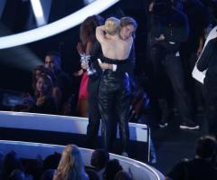 Miley Cyrus Lends Star Power to Homeless Youth Charity at VMAs; Donations Pour In (VIDEO)