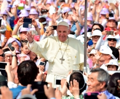 Pope Francis Rebukes Perversion of Religion, Islamist Militancy