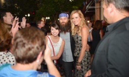 'Duck Dynasty' Stars Endorse 'The Song;' Attend Film's Premiere (PHOTOS)