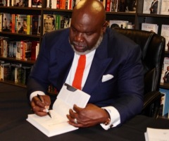 T.D. Jakes Taking Legal Action Against Rapper Young Jeezy for 'Holy Ghost' Song