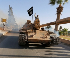 Radicalized British Mother Takes 1-Y-O Son With Her to Join Islamic State in Syria