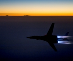 US Warplanes Hit ISIS Leaders in Iraq; Dozens Killed in Suicide Bombings in Baghdad