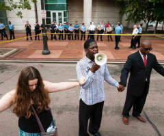 Looming Ferguson Grand Jury Verdict Prompts Calls for Prayer, Overnight Vigils