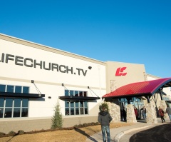 Scammer Posing as LifeChurch.tv Pastor Craig Groeschel Requests for Funds; Spiritually Blackmails Woman