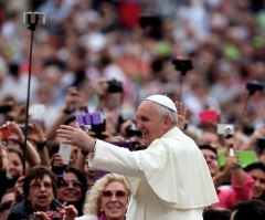 Pope Francis: Gay Marriage Not Topic at Vatican Synod, Rather How to Support Families With Gay Children