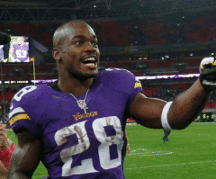 Adrian Peterson Appeal Latest News: NFL Players Association Suing League on Behalf of Peterson