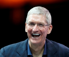 Apple CEO Tim Cook Gives Hefty Donation to Gay Rights Campaign to Push LGBT Initatives in Southern States