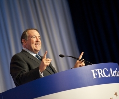 True or False?: Evangelicals Like Mike Huckabee the Most