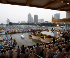 7 Million Attend Pope Francis Philippines Mass Marking Largest Ever in Papal History