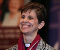 'Not in the Bible' Shouts Anglican Priest Who Disrupts Ceremony Consecrating First Ever Woman Bishop in Church of England