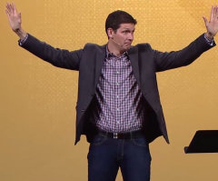 Megachurch Pastor Matt Chandler Says 'Favoritism' of Wealthy Is as Much a Sin as 'Murder,' 'Adultery'