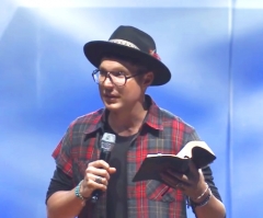 Pastor Judah Smith: You Can Practice God's Love by Relying, Not Trying