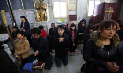 Chinese Province Removes Hundreds of Crosses From Churches Amid Communist Regime's Fear of Losing Power to Christianity's Rapid Growth