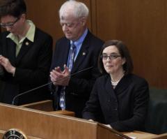 America's First Openly Bisexual Governor Bans Gay Conversion Therapy in Oregon, Ex-Gay Group Calls Bill 'Child Abuse'