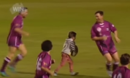 4-Year-Old Boy Gets Lost on the Field and Ends Up Scoring at a Rugby Match