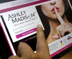 Franklin Graham Tells Ashley Madison Users That God Will Forgive Them of Sins, 'Cleanse Them From All Unrighteousness'