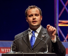 Josh Duggar Checks Into Long-Term Treatment Center; Family Admits He Has 'Brought Great Insult' to Faith and Values