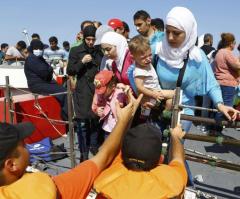 Human Rights Group Demands US Take 65,000 Syrian Refugees to Help Europe With Migration Crisis