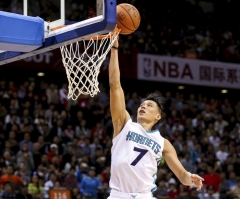 Michael Jordan Praises Jeremy Lin as Hornets' 'Biggest Acquisition'