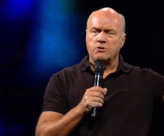 Pastor Greg Laurie Explains Jesus' 7 Statements From the Cross