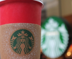 Candace Cameron Bure Defends Starbucks Red Cup