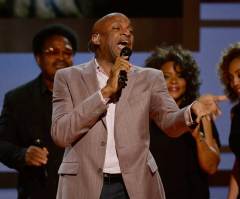 Donnie McClurkin: Lights, Gifts of Christmas 'Not Holy, That's Not What Jesus Wants for Us'