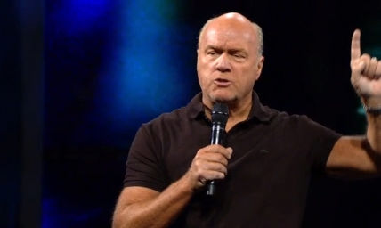 Megachurch Pastor Greg Laurie: Pursue Rest, Not Materialism, This Christmas