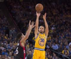 QB Aaron Rodgers Reveals His First Impression of NBA MVP Steph Curry