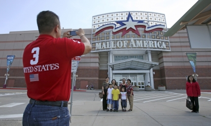 Over 700 Expected at Black Lives Matter Protest Despite Mall of America's Restraining Order