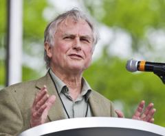 Richard Dawkins Kicked Out of Skeptics Conference for Retweeting Islamist-Feminist Video