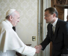 Leonardo DiCaprio Meets Pope Francis, Promises to Pray for Him (VIDEO)