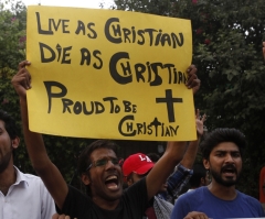 Pakistani Christian Father Tortured to Convert to Islam, Considers Suicide, but Refuses