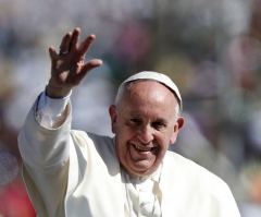 Pope Writes Letter to 18-Y-O Gang Member in LA Prison, Tells Him to Embrace God's Mercy