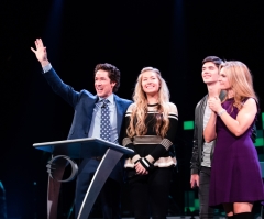 Joel Osteen Encourages People to 'Overlook Things Said, Done Wrong' in Presidential Campaigns