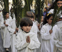 What Is Palm Sunday? How Churches Celebrate the Christian Holiday