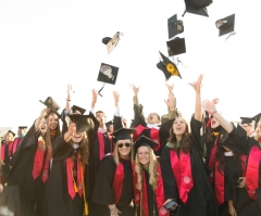 Liberty University Graduation Ceremony's Surprise Guests: Hollywood Actors Mel Gibson, Vince Vaughn, and Duck Dynasty's Willie Robertson