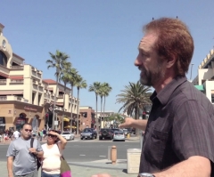 Evangelist Ray Comfort Blocked by Police From Giving Away $25K in Gift Cards to Atheists at Reason Rally