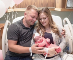 'Bringing Up Bates' Stars Zach and Whitney Thank God for Birth of Daughter, Kaci Lynn