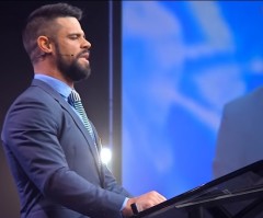 Pastor Steven Furtick Says He Was Crushed After Seeing Videos of Philando Castile, Alton Sterling Being Killed