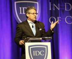 Eric Metaxas: Christians Should Respond to Dallas Cop Shootings With Silence