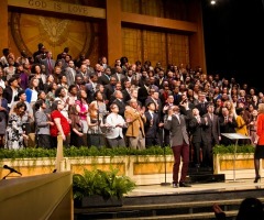 Brooklyn Tabernacle Singers Take Ghana 'to Heaven and Back' at Adom Praiz Concert