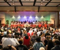 Vigil for Terence Crutcher Draws Hundreds to Tulsa Church